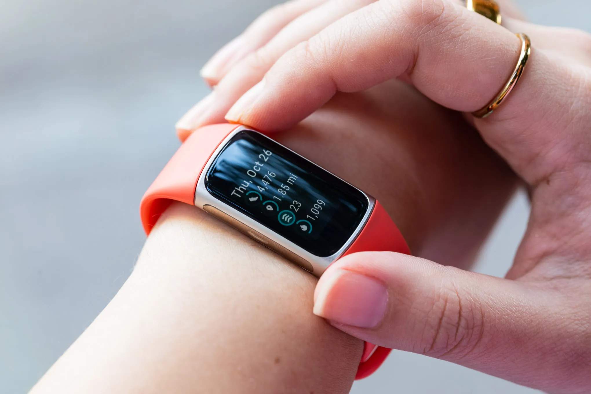 Fitbit Charge 6 Review: Smart Fitness or Just a Fancy Tracker