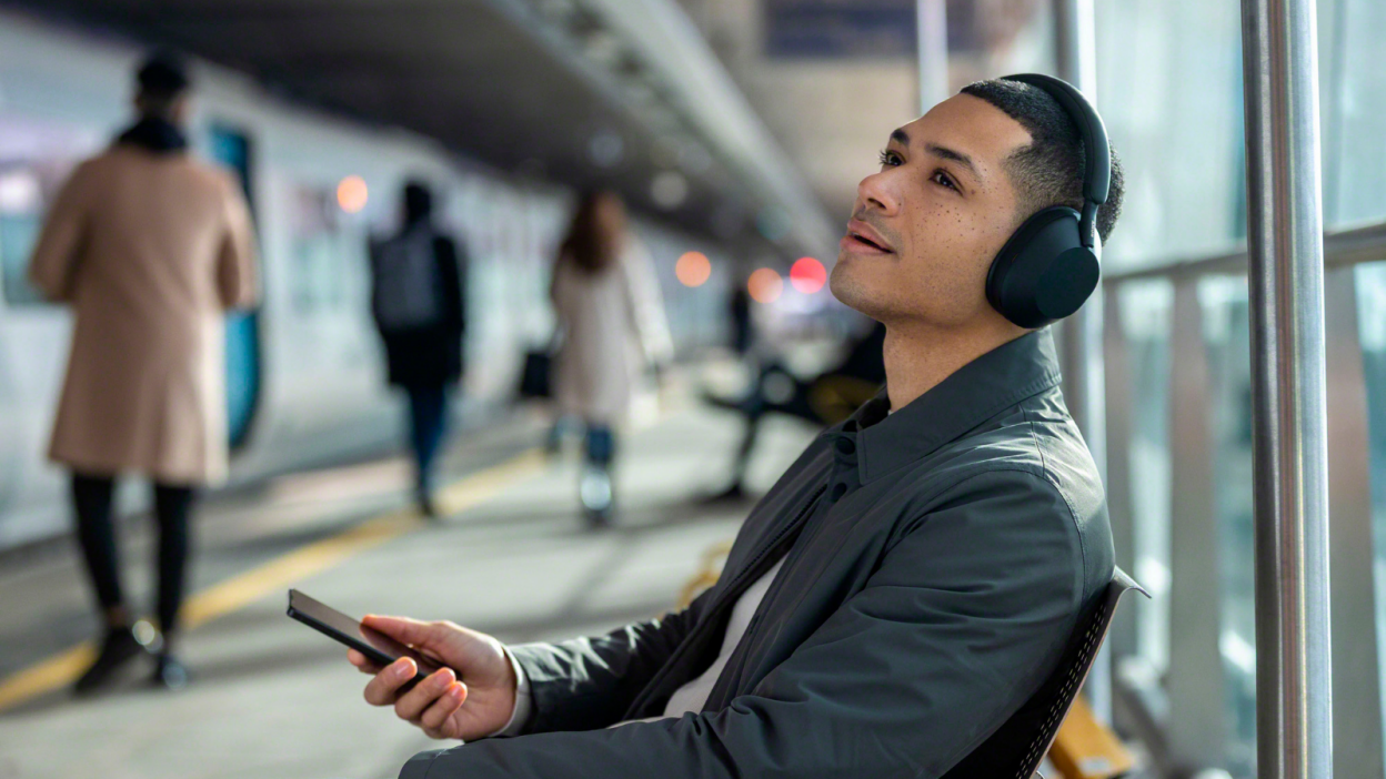 Sony WH-1000XM5 Review: Still the King of Noise-Cancelling Headphones?