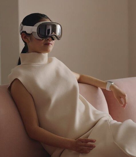 Is This the Smartest Gadget of the Year? A Deep Dive into the Hottest New Tech